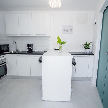 Luxury Studio Apartment White Sensation Vodice Esterno foto