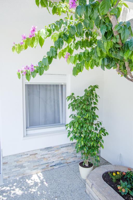 Luxury Studio Apartment White Sensation Vodice Esterno foto