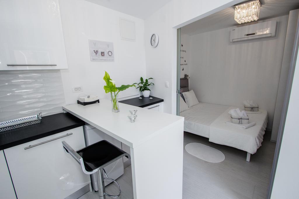 Luxury Studio Apartment White Sensation Vodice Esterno foto