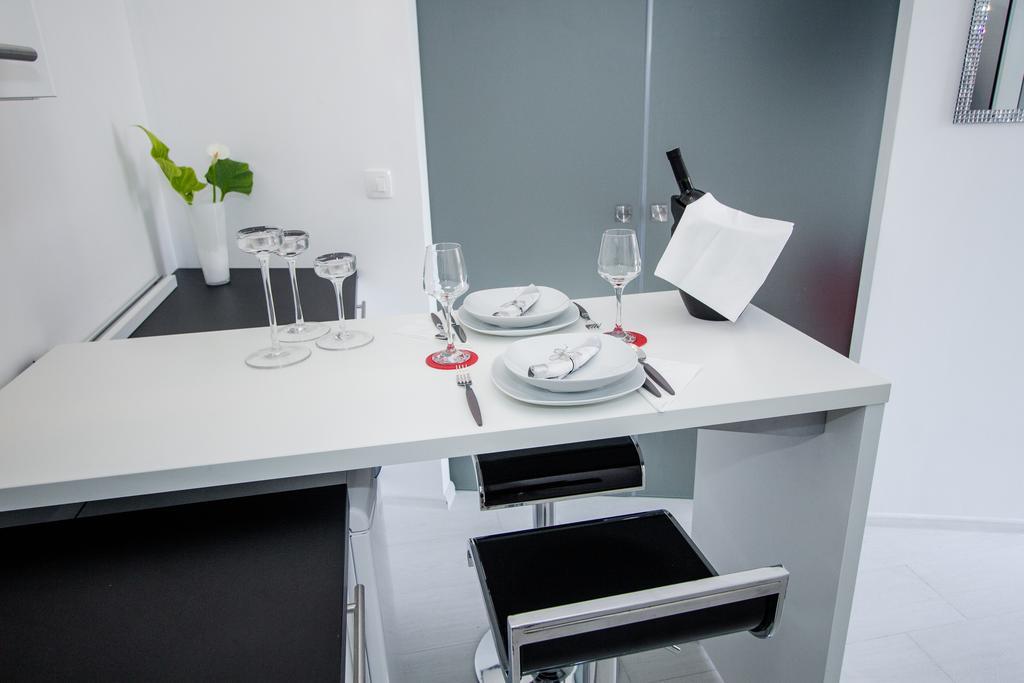 Luxury Studio Apartment White Sensation Vodice Esterno foto